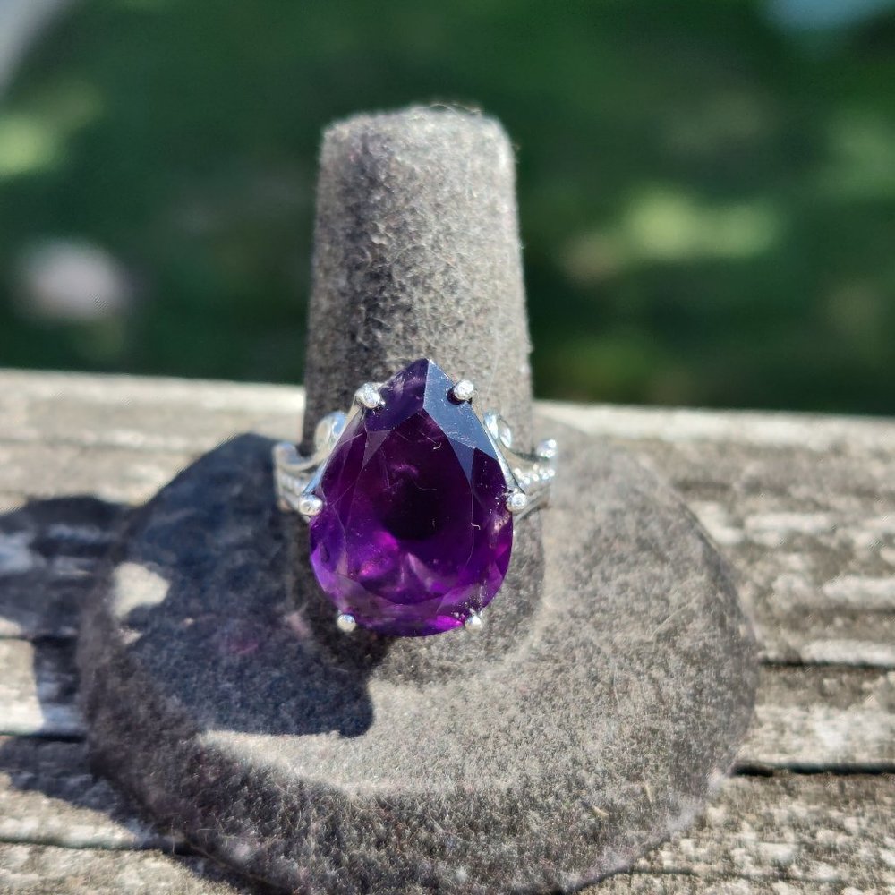 Natural African Amethyst Ring 10.50cts, Solid Sterling Silver